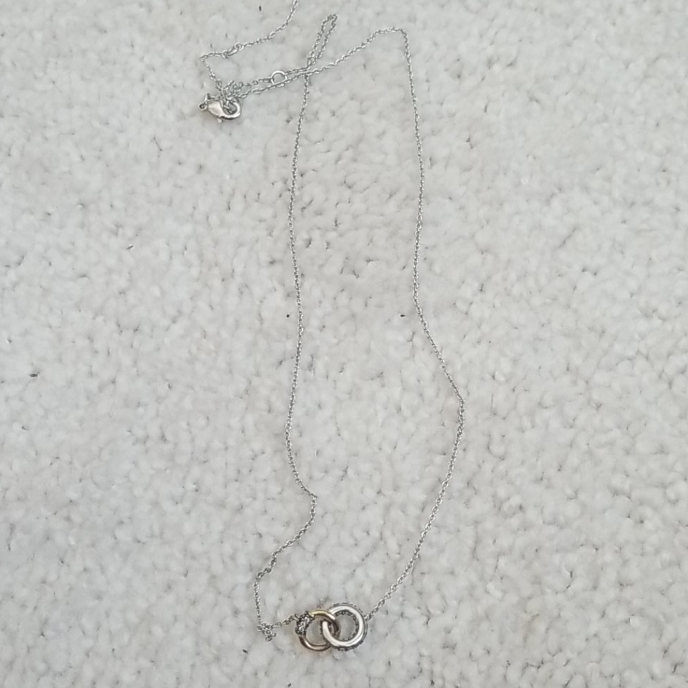 S&D Interlocking necklace